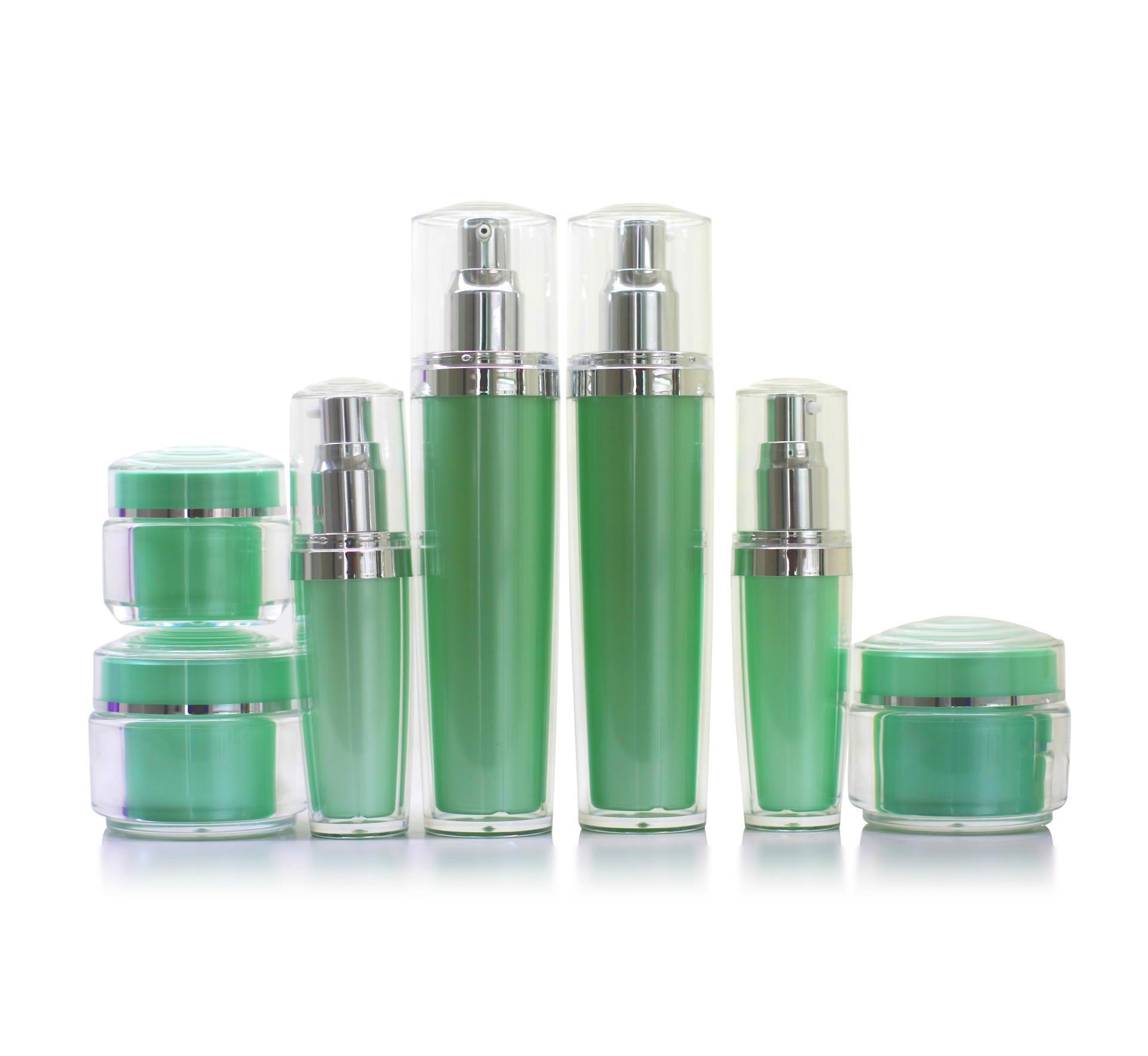 网红同款补水面霜，改善干燥粗糙肌肤